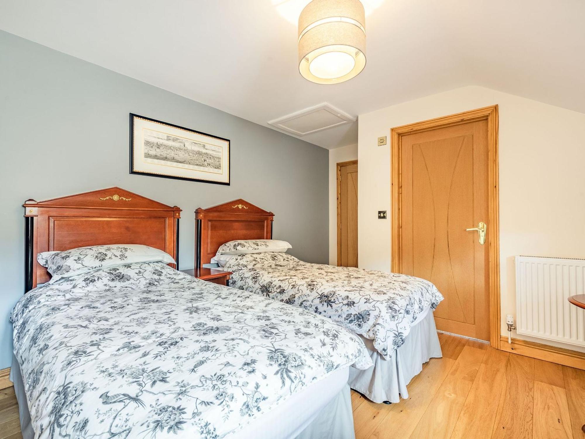 Paradise Cinderford Dış mekan fotoğraf